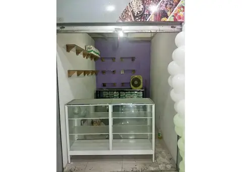 Se vende local comercial Gran Bazar - 1/4